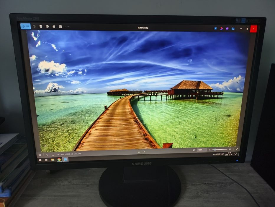 Монітор 22" Samsung 2243NV