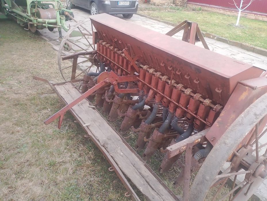 Сівалка кінна 19 лійок