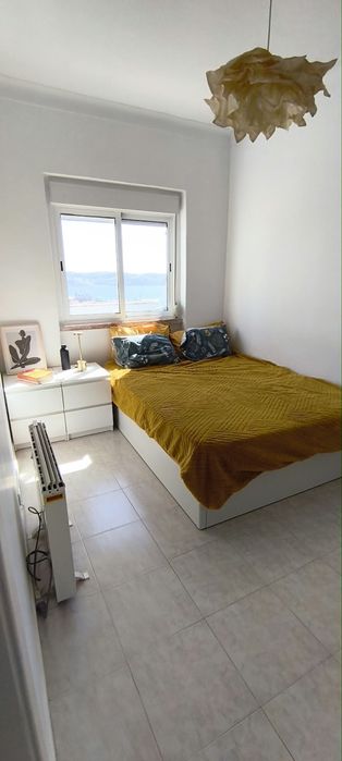 T1+1 com terraço e vista rio na Ajuda