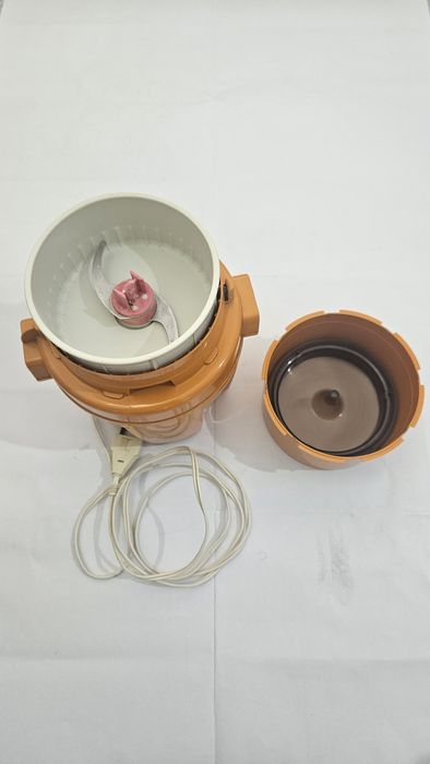 Picadora Moulinex 700W Laranja