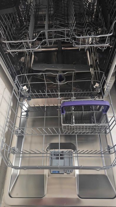 Máquina Lavar Loiça Pro Smart Inverter Beko