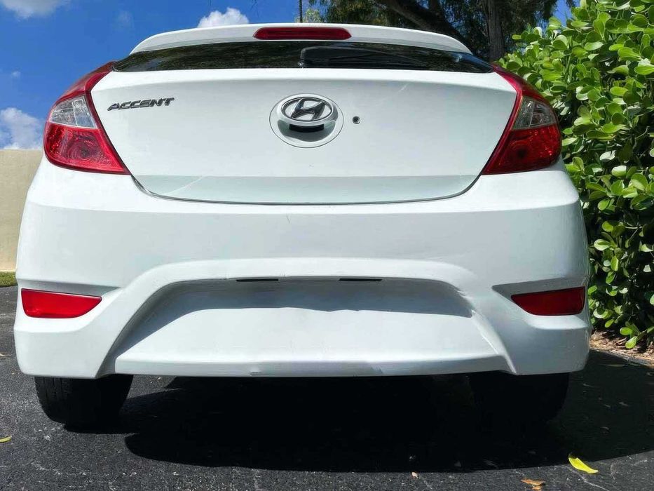 Hyundai Accent Sport      2015