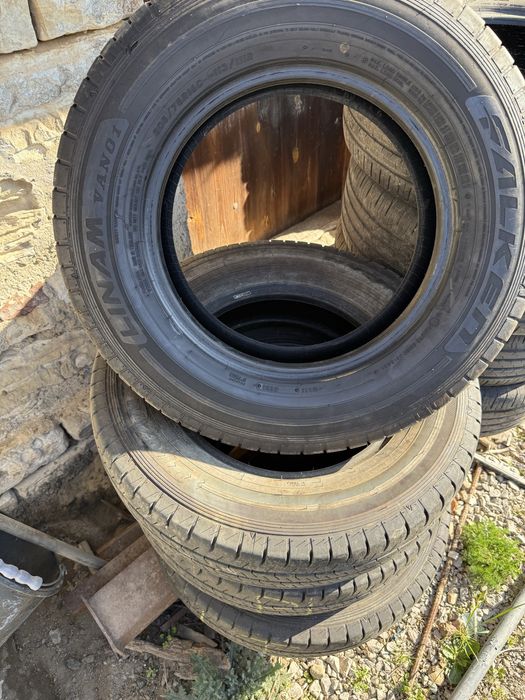 Opony 205/75/R16C
