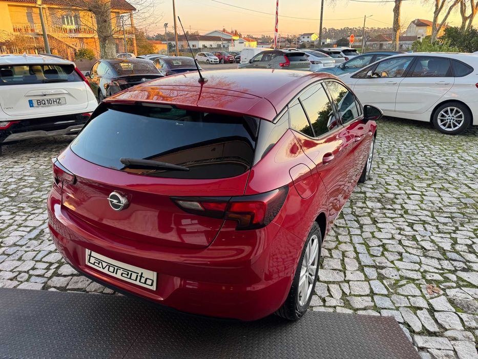 Opel Astra 1.2 T GS Line