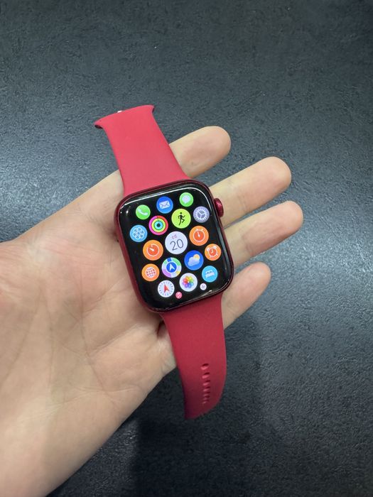 Apple Watch 7 45 Red