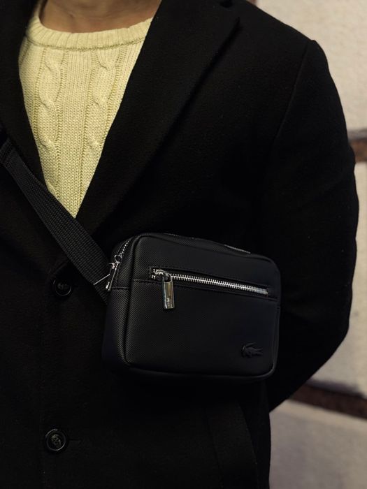 Брендова чоловіча сумка Lacoste
black