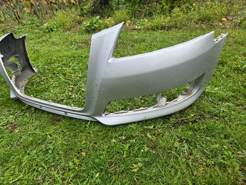 zderzak przód Audi A3 8P0 2008-