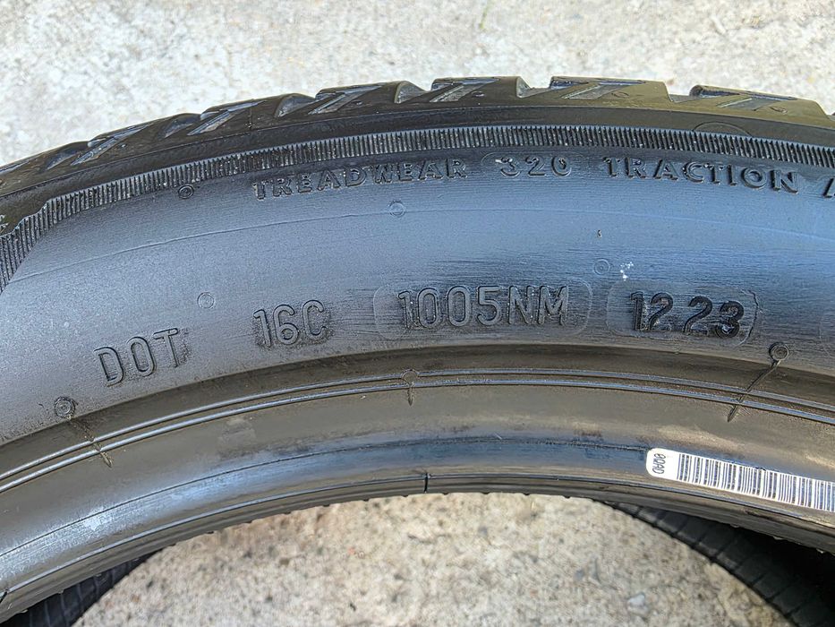 Opony letnie klasy premium BRIDGESTONE TUANZA ECO 215/50/18 NOWE DEMO 2023 r