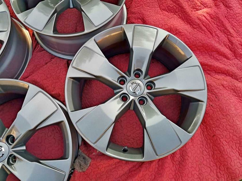 ALUFELGI 18' VOLVO XC40 XC60 XC70 V70 XC90 V60 S60 S80 5x108 - j.NOWE