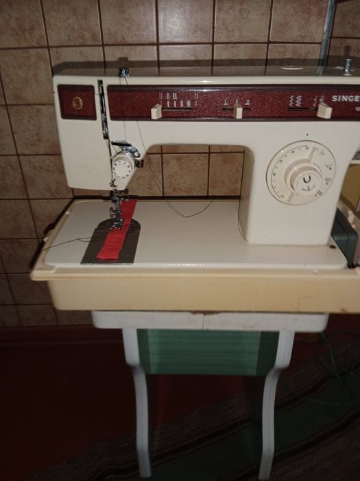 Швейні машинки Singer та Подільськ