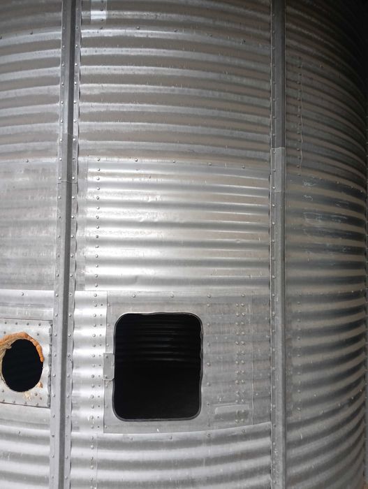 Silos wewnętrzny plaskodenny