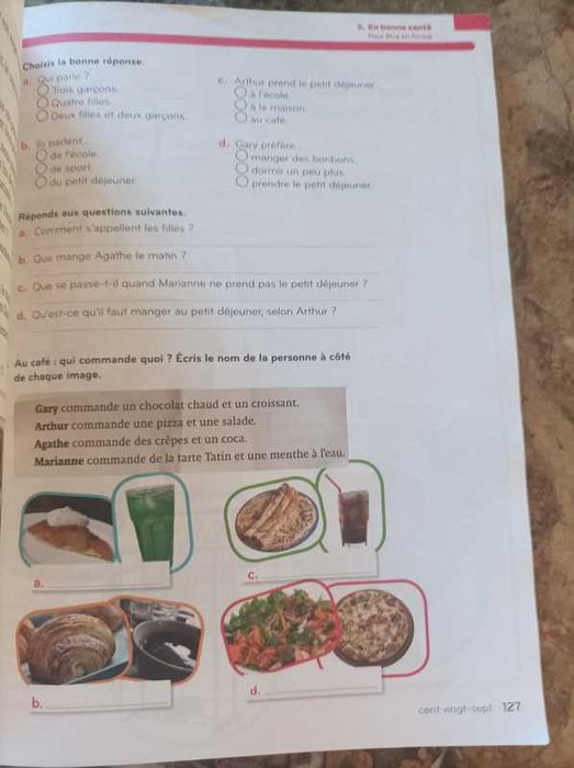 Francês. À toi! 7o ano, manual.