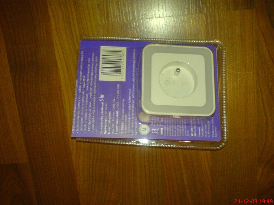 Lampka Nocna LED gniazdo lub bez czujnik światła dziennego/zmierzchu