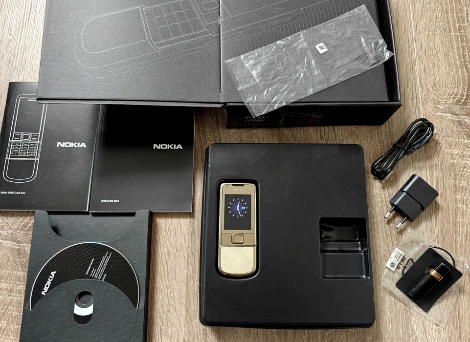 NOKIA 8800 GOLD ARTE - телефон premium-класса ! 100% Оригинал !