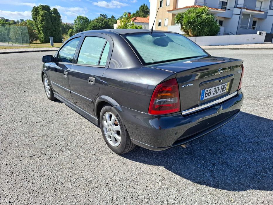 Opel Astra 2.0 100cv