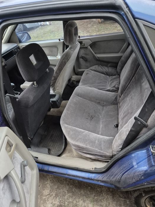 Опель Вектра 1992 р.в не на ходу, документи, по запчастинах