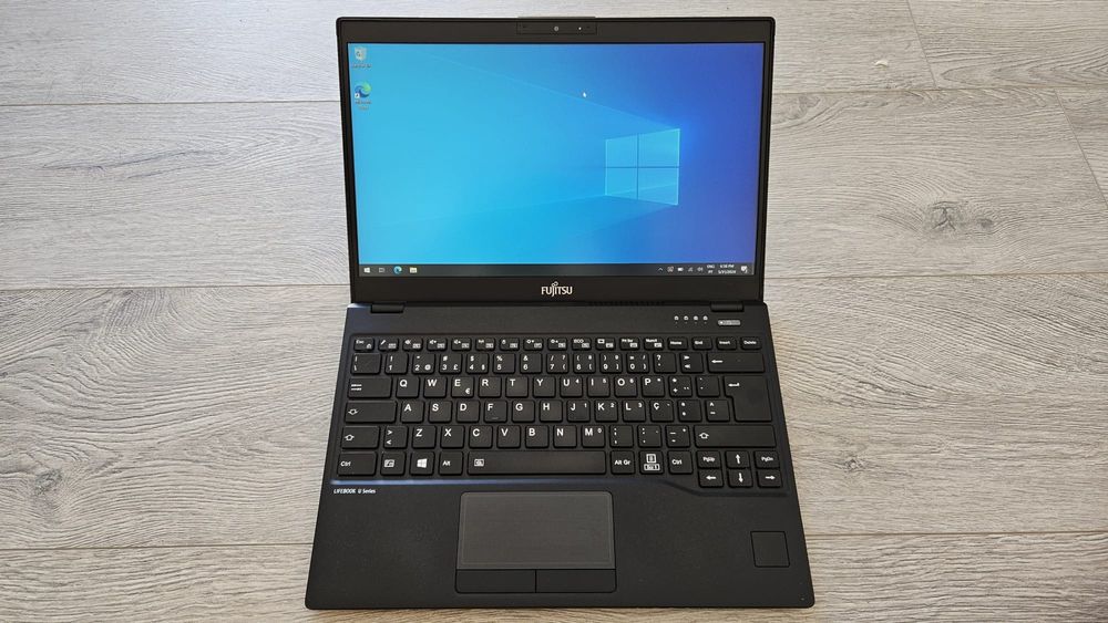 Portátil FUJITSU Notebook Lifebook U939
