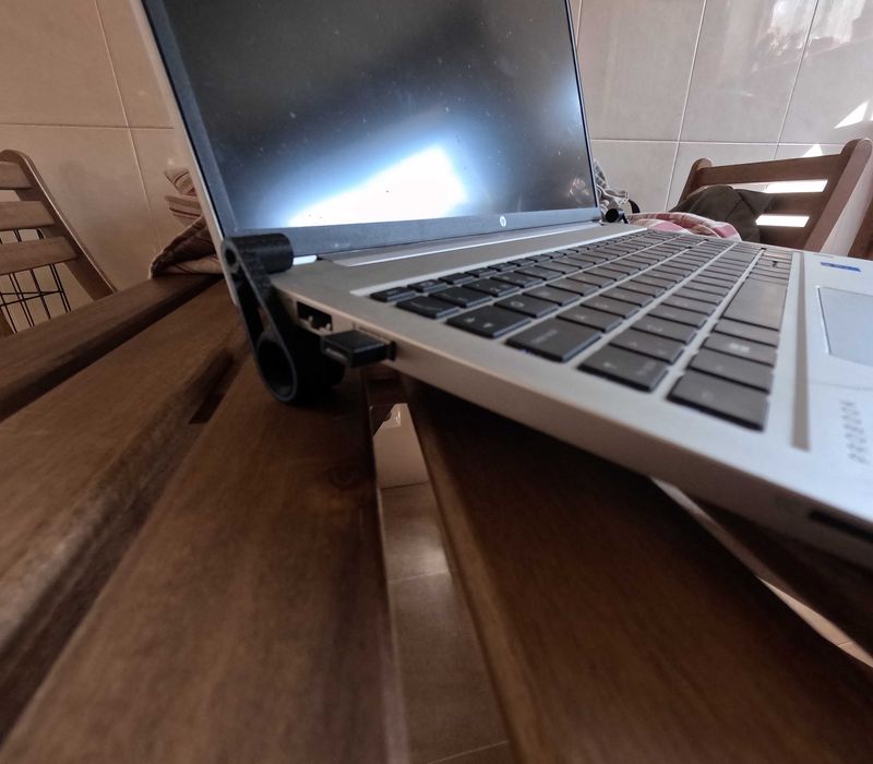 Suporte / Elevador de Mesa para Portátil (Laptop Riser)