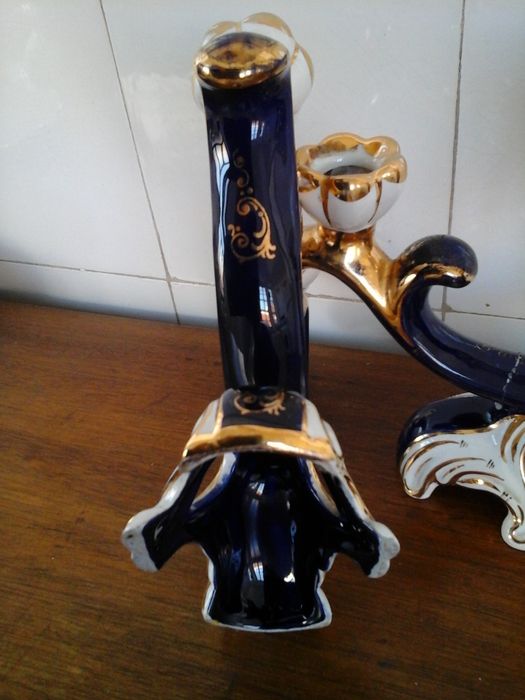 Par castiçais antigos em faiança RB (Raúl da Bernarda) Alcobaça