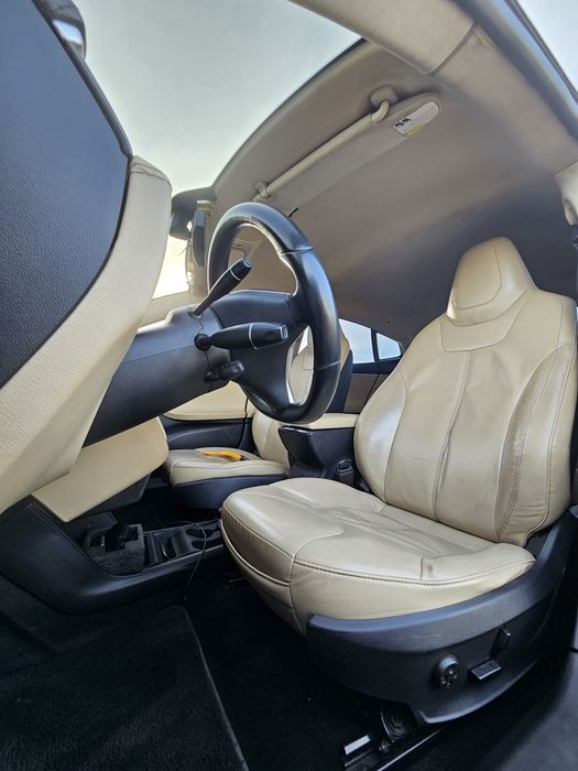 Tesla Model S 85 2013