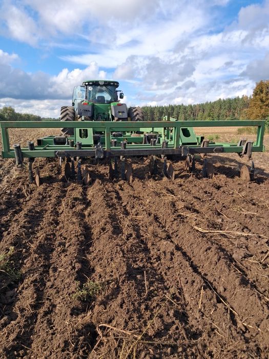 Глибокорозрохлювач John Deere 2700