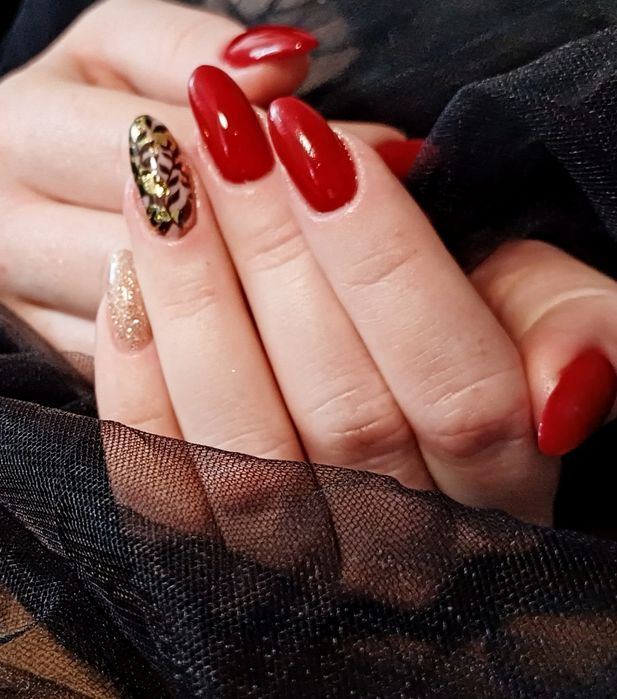 Манікюр,  нарощення