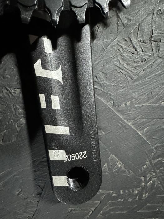 Nowy mechanizm  korbowy  Sram Apex 42T