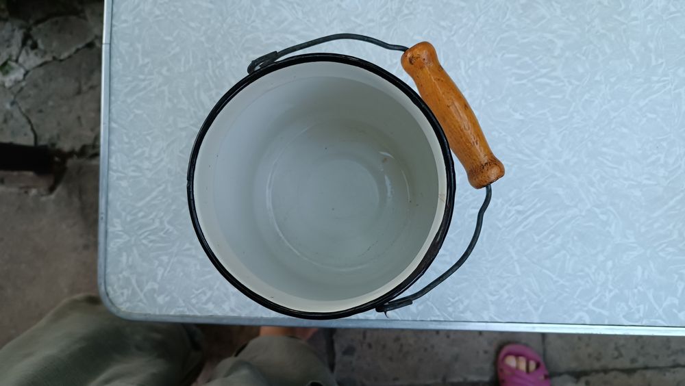 Срочно  бидон3л эмалированная СССР