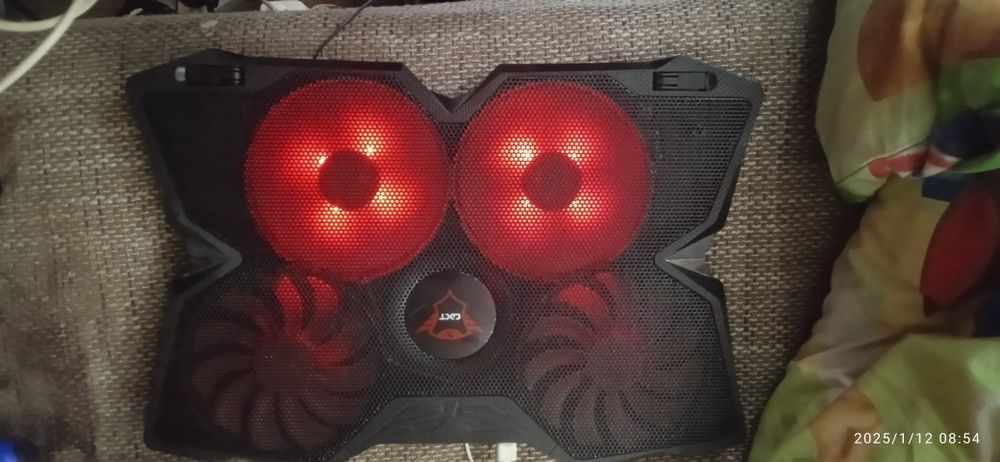 Продам подставку для ноутбука GXT 278