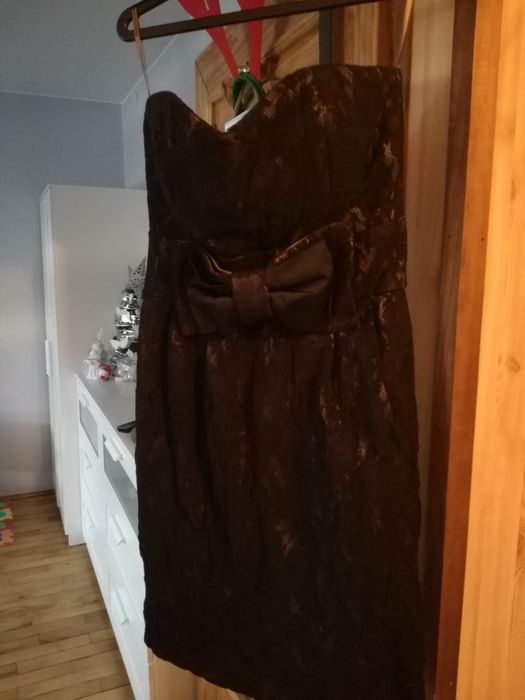 Sukienka koronkowa