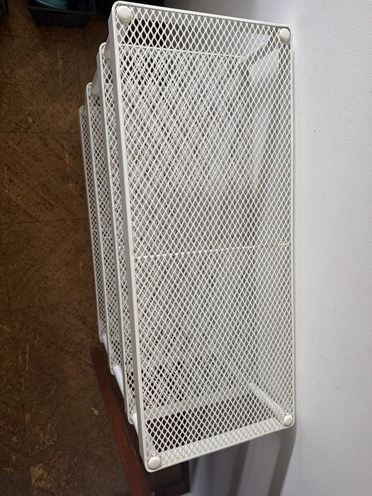 Sapateira ikea usada