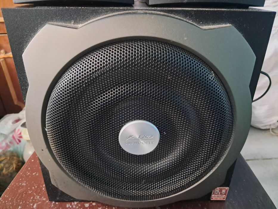 Продам саб и акустику для ПК