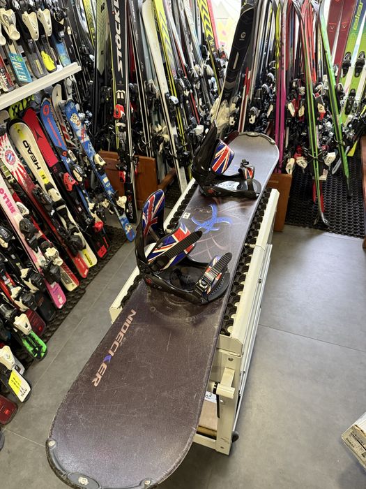 Deska snowboardowa NIDECKER AXIS 149 + wiązania SP M/L