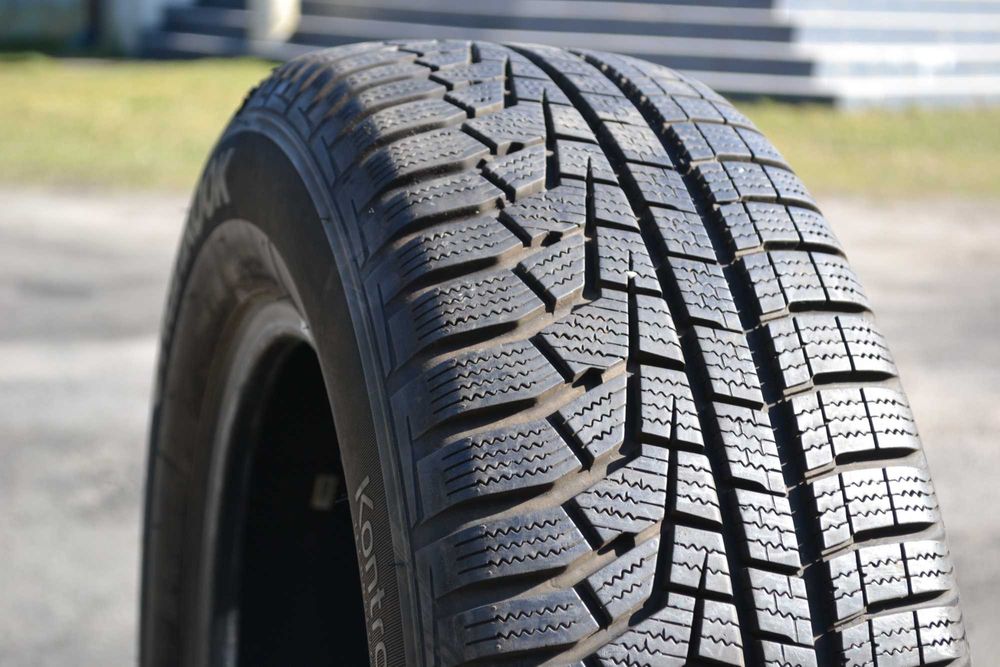 Opony 215/65/17 Hankook 2szt Zimowe