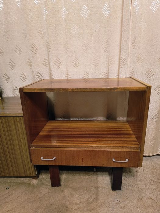 Konsola etażerka szafka pod telewizor PRL