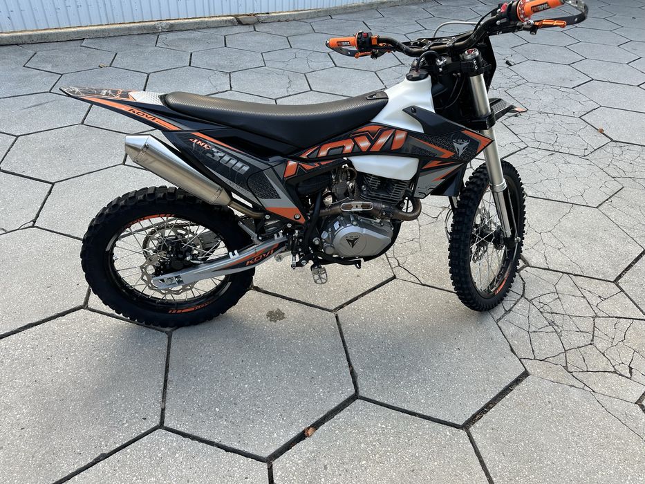 Enduro Kovi 300 jnc