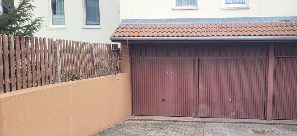 Garaż dwustanowiskowy do wynajęcia .