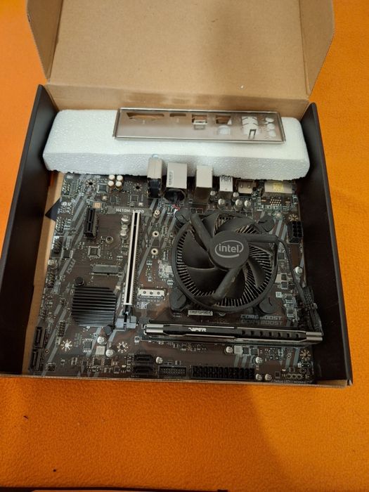 Płyta główna, procesor