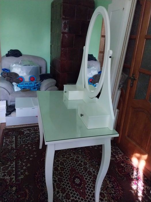 Косметичний туалетний столик Ikea Hemnes