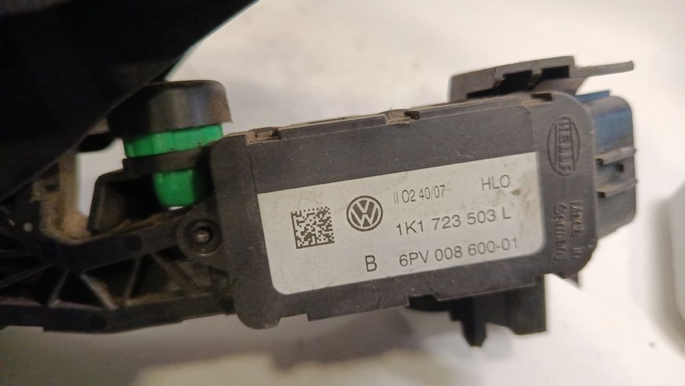 Pedal do acelerador VOLKSWAGEN Passat Variant (3C5)