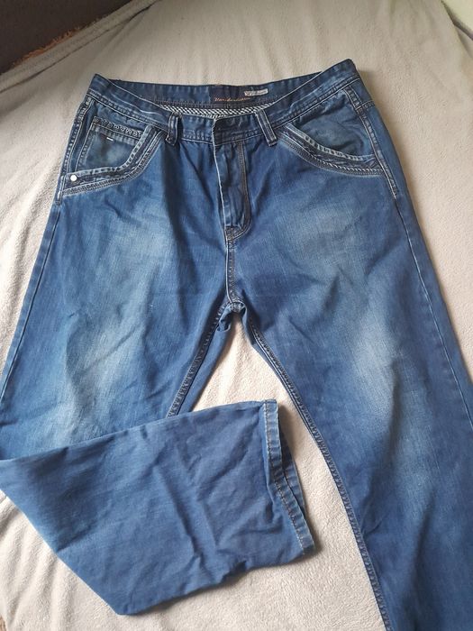 Джинси великого розміру