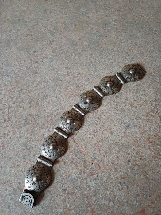 vintage bransolety-metal