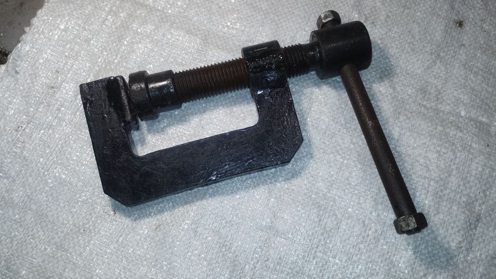 Мощная струбцина