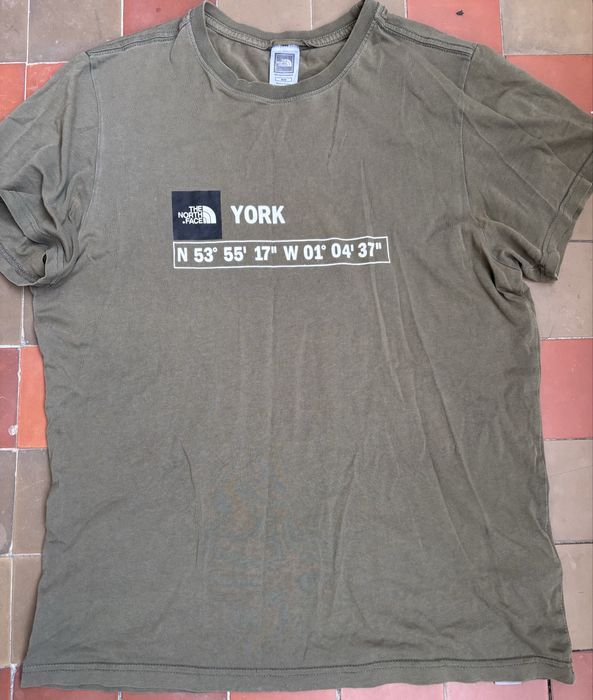 Оригінальна футболка The north face