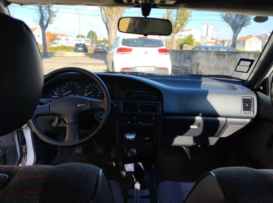 Toyota Corolla E90 - 1.3cc XL - 106 mil km