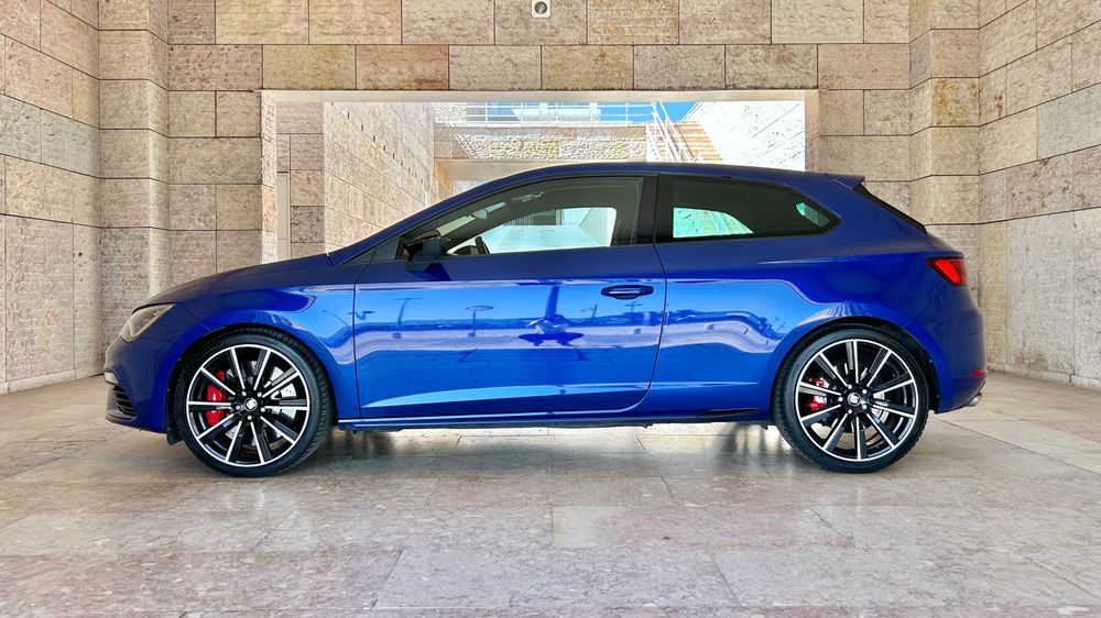 Seat Leon SC CUPRA 300 + Pack Performance! (Caixa DSG e 95.000kms)