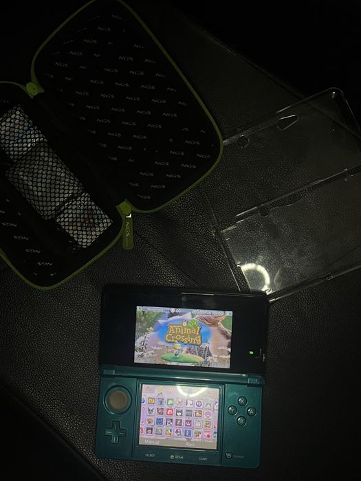 nintendo 3ds (DESBLOQUEADA)
