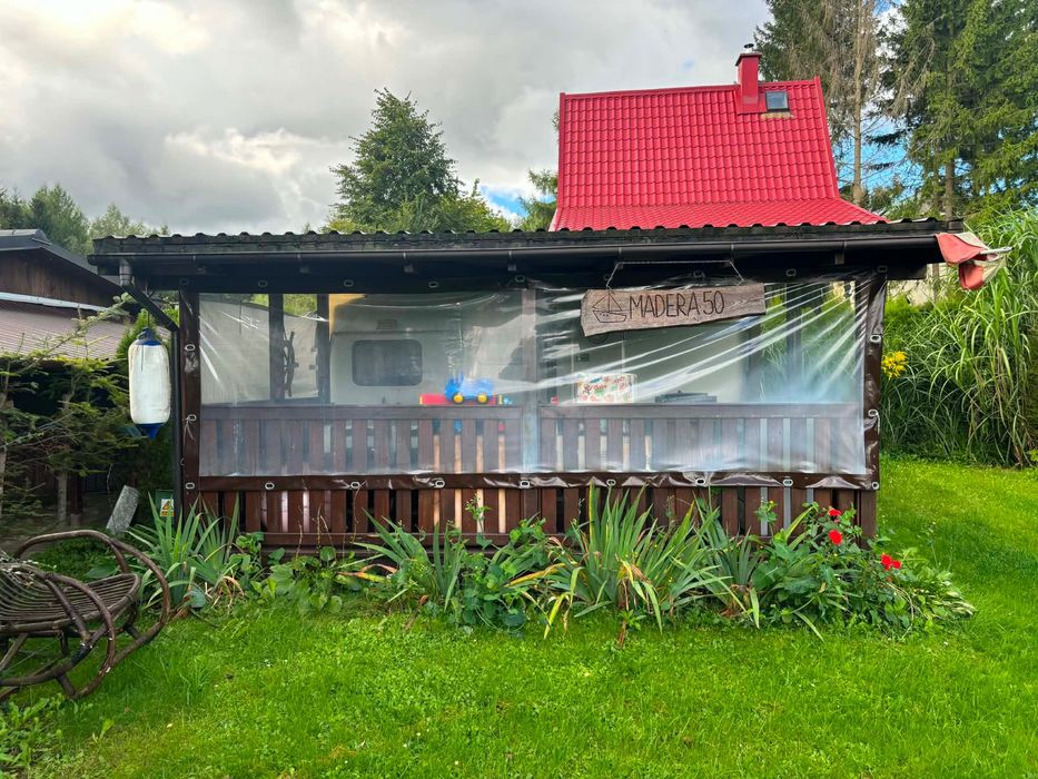 Sprzedam przyczepę kempingową z tarasem