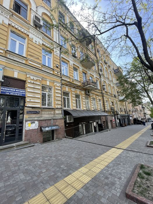 Аренда нежилого помещения,район Театральной площади,Пушкинская,Печерск