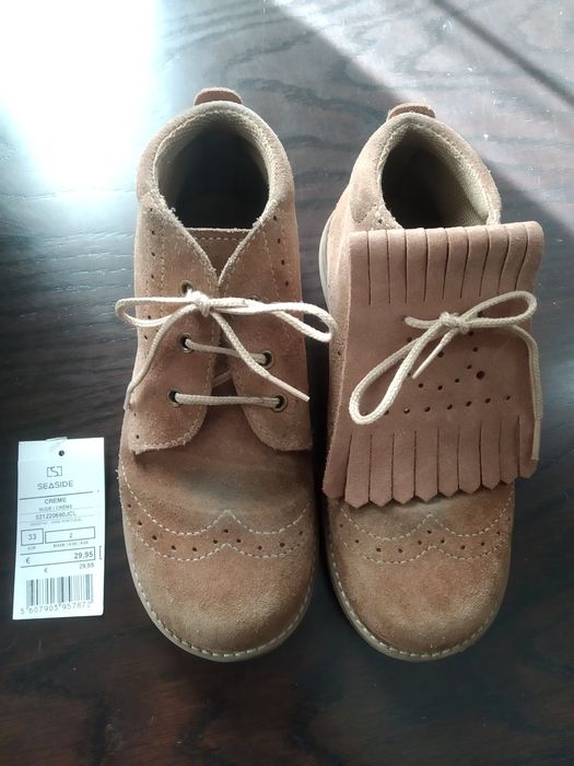 Botins em pele de carneira, Tam. 33